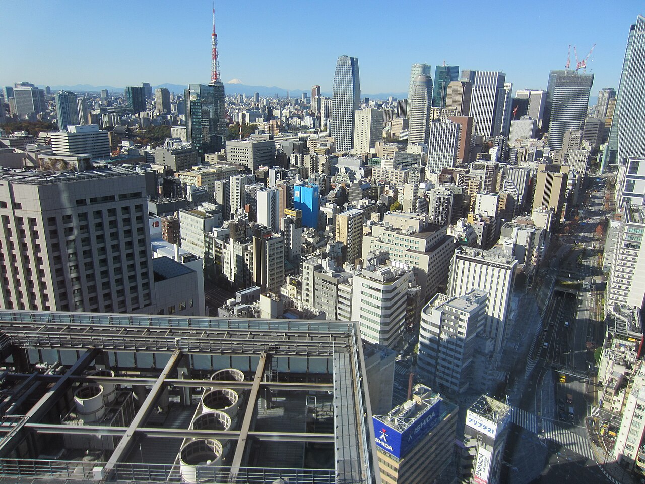 Panorama di Tokyo con Tokyo Tower e Monte Fuji sullo sfondo